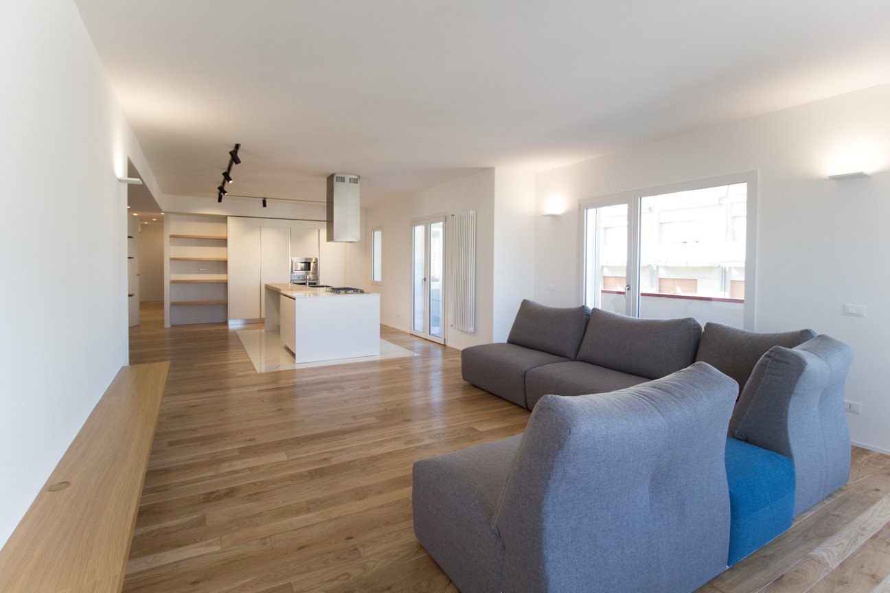 33446970_10155234125705213_907511381165604864_n